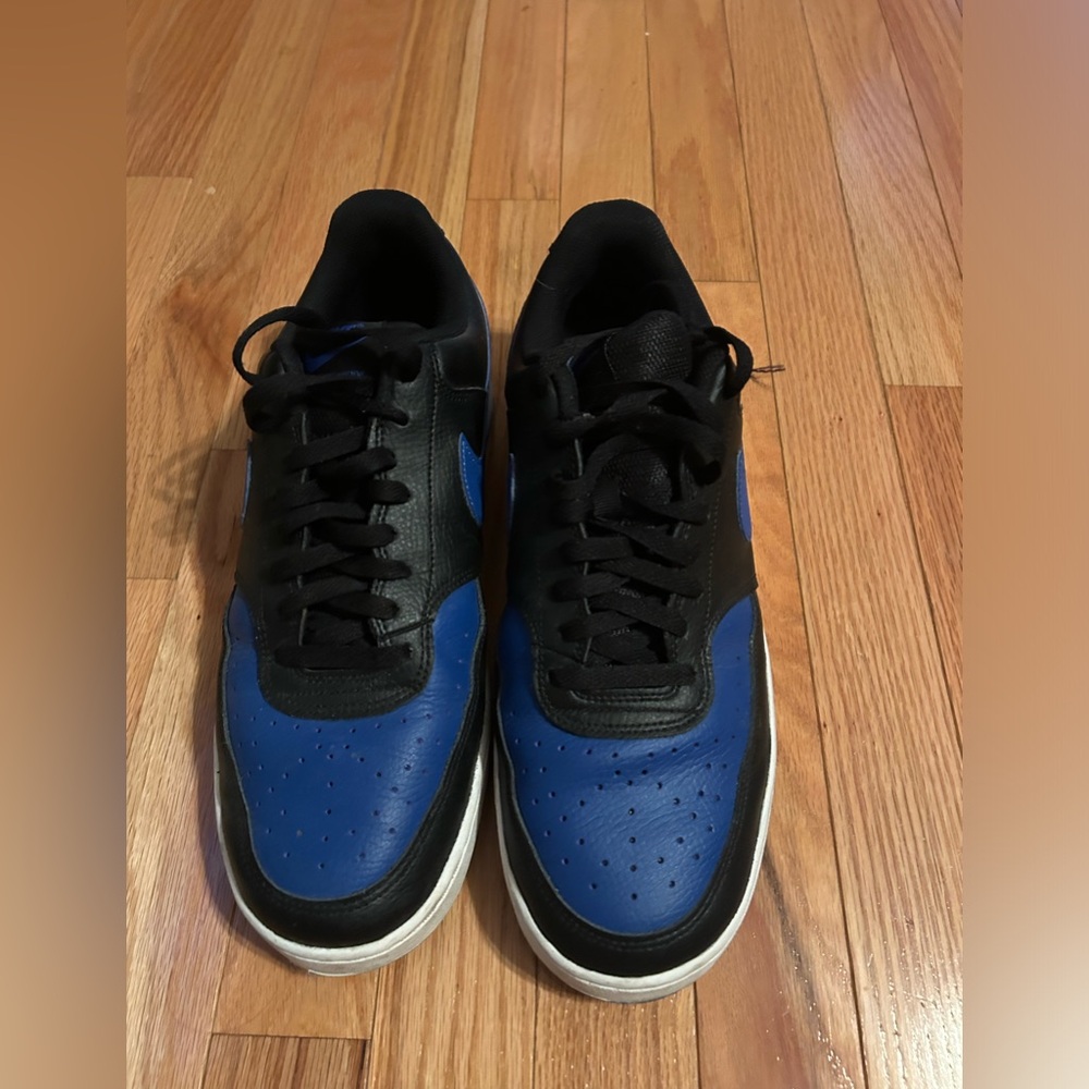 Men’s Nike size 11